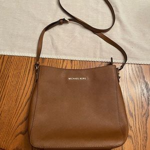 Michael Kors Crossbody purse